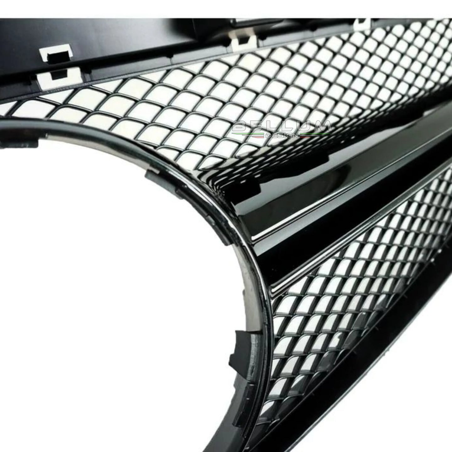 Griglia Stile AMG Nera CLA W117 vista laterale - Bellum Design